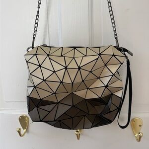 Emelio Pepe Geometric Metallic Beige Crossbody Bag with Chain Strap